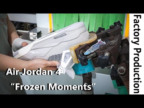 Air Jordan 4 Frozen Moments