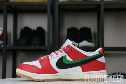 Frame Skate x Nike SB Dunk Low Habibi