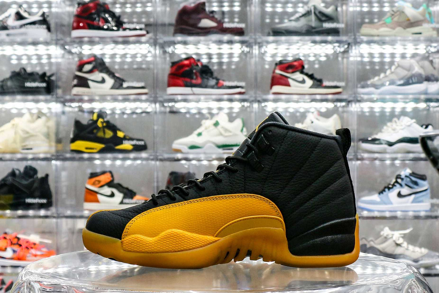 Jordan 12 Retro Black University Gold