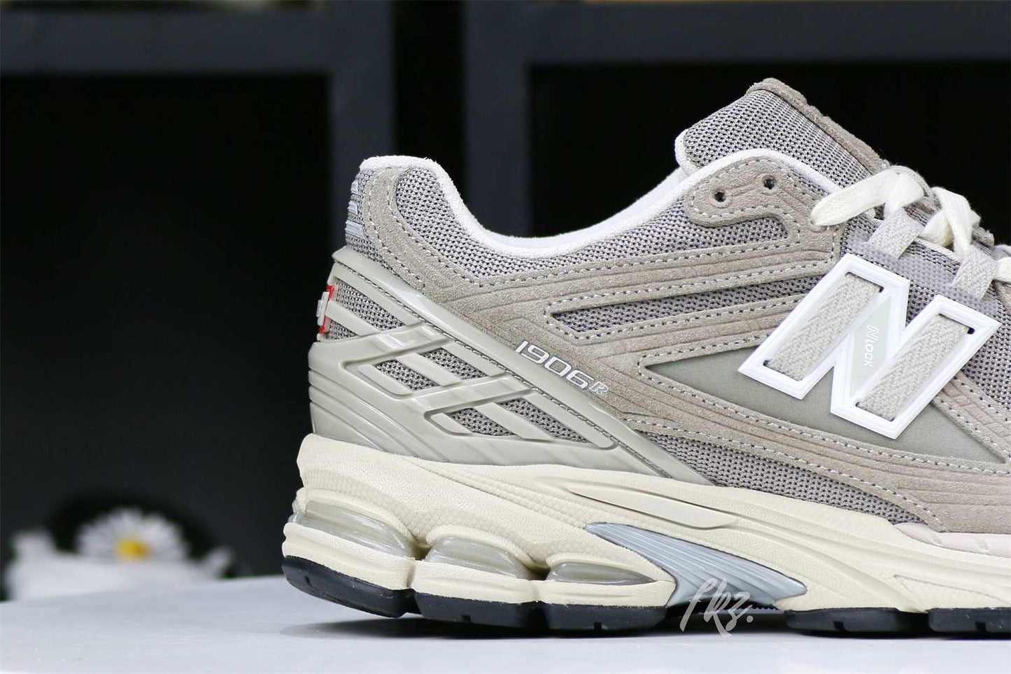 New Balance 1906R Beige Cream