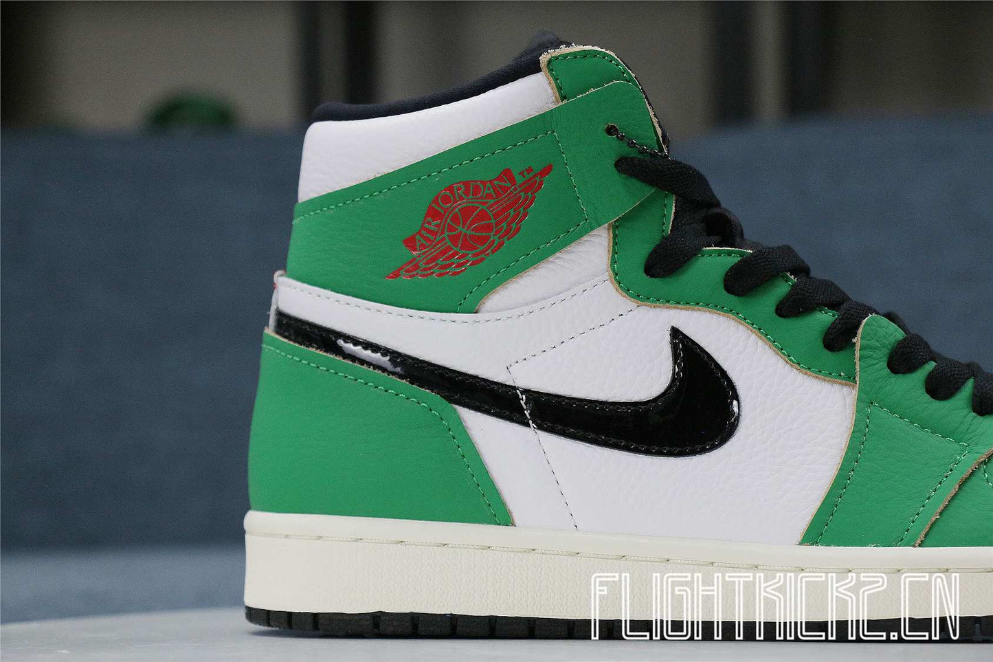 Air Jordan 1 Retro High Lucky Green 2020