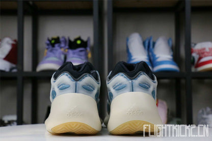 Yeezy 700 v3 Kyanite 2021