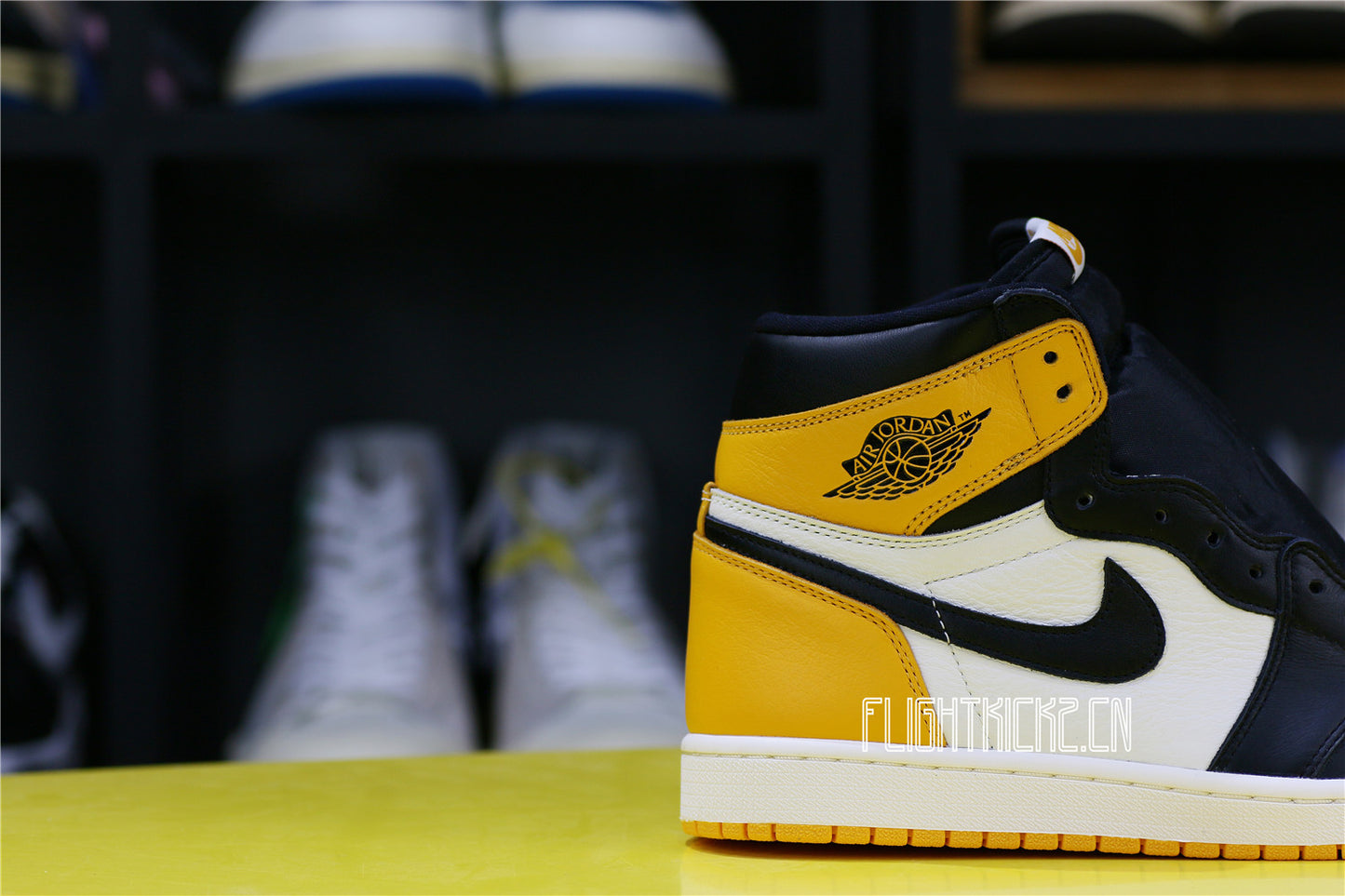 AIR JORDAN 1 RETRO HIGH OG Taxi/ YELLOW TOE (LN5 A1 Batch)