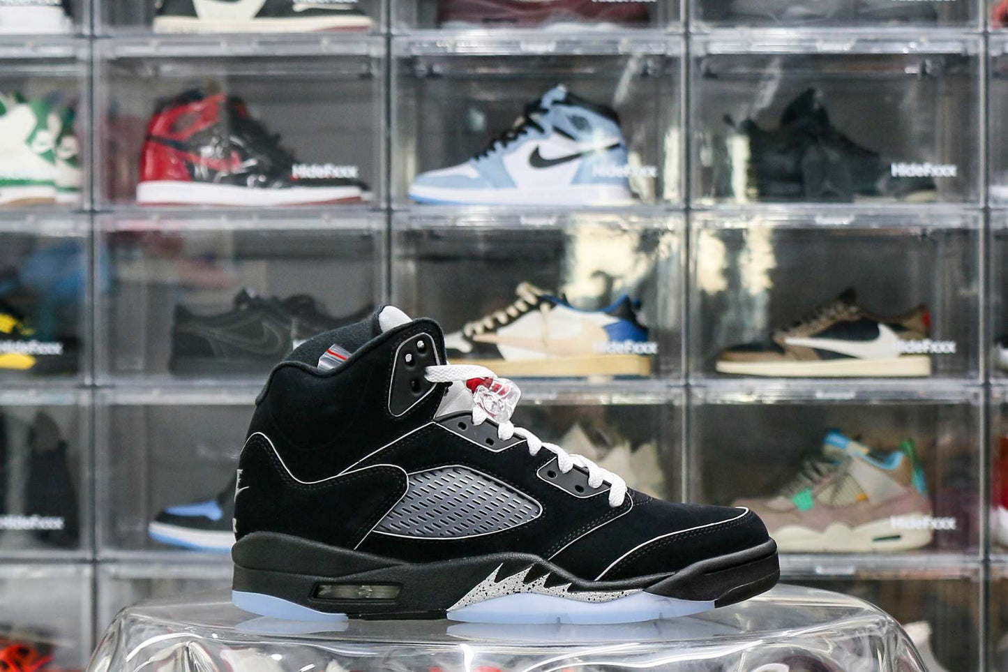 Air Jordan 5 Retro OG Metallic Reimagined 2025 (Ln5 A1)